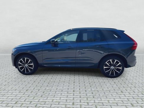 Used 2025 Volvo XC60 B5 Plus AWD/4WD image 5