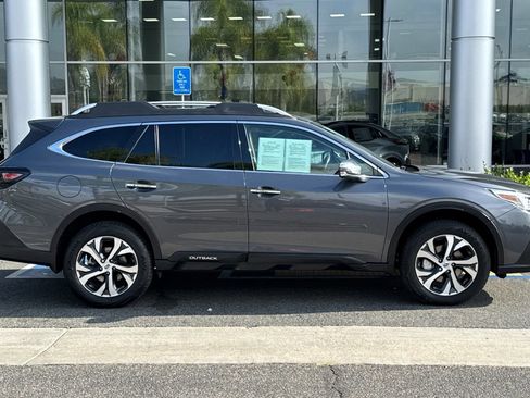 Used 2021 Subaru Outback Touring XT AWD/4WD image 3