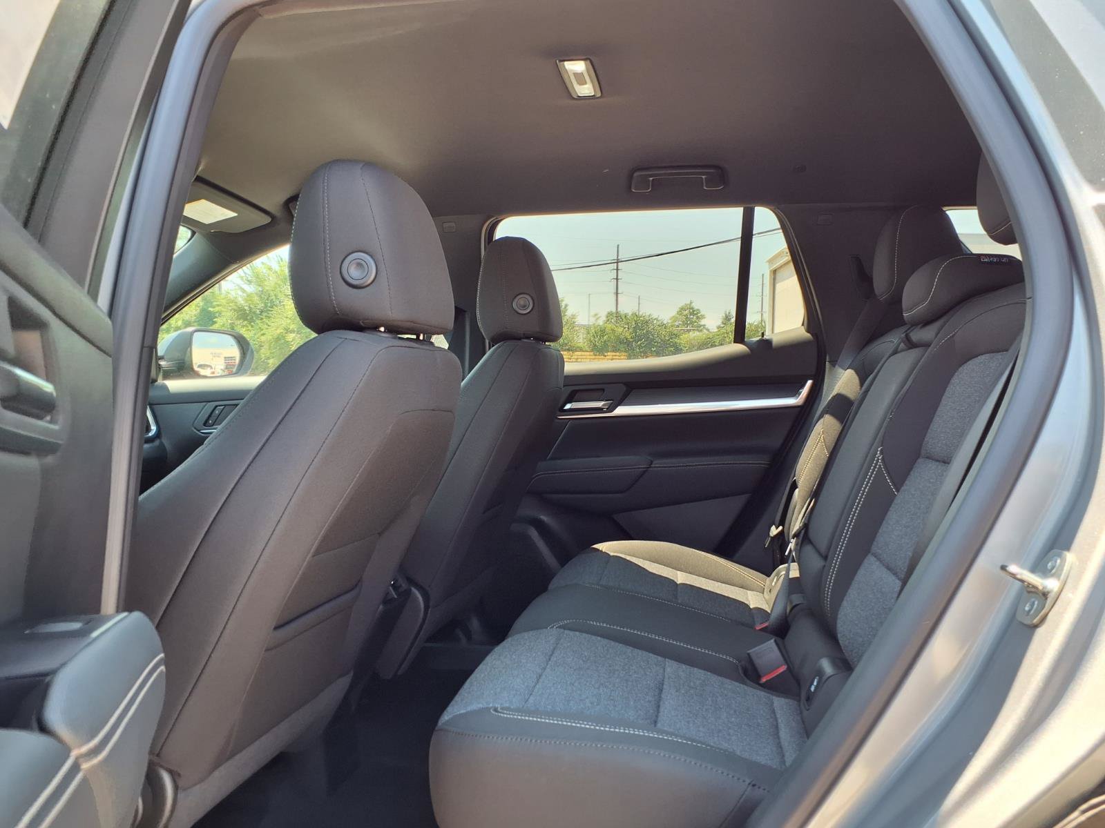 New 2027 GMC Terrain Elevation FWD image 16