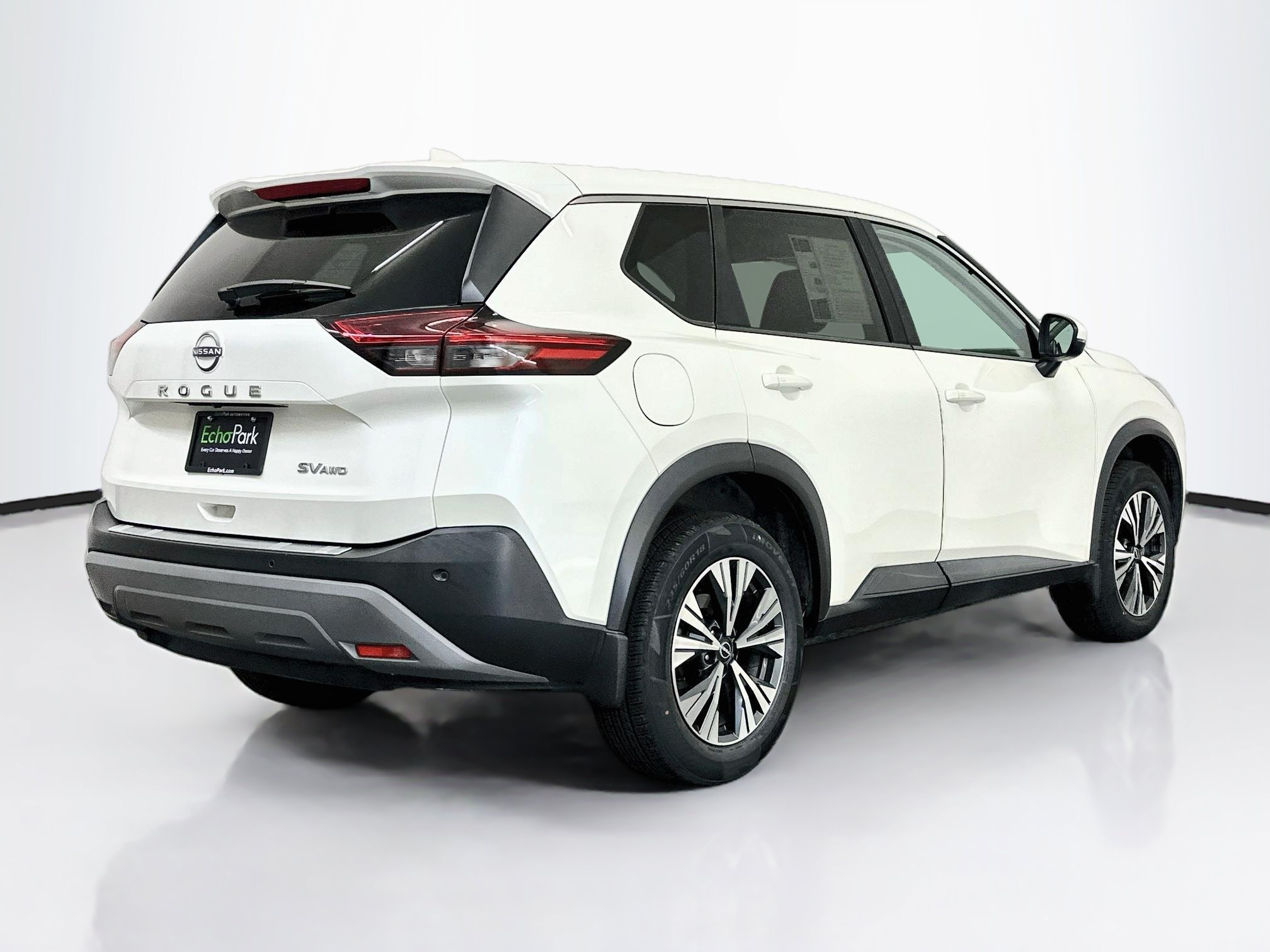 Used 2023 Nissan Rogue SV AWD/4WD image 9