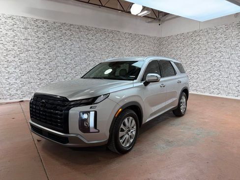 Used 2025 Hyundai Palisade SEL image 3