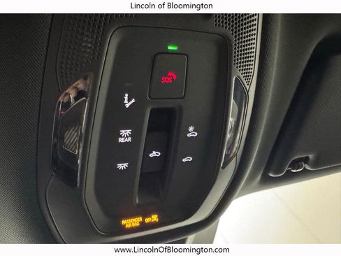 Used 2025 Audi SQ6 e-tron Prestige w/ 21" Black Optic Wheel Package image 67