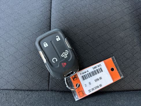 Used 2021 GMC Sierra 1500 SLE image 33