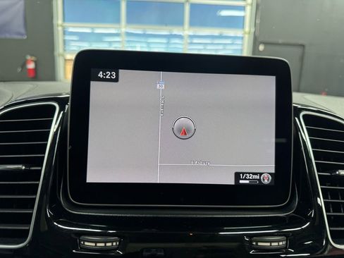 Used 2019 Mercedes-Benz GLS 450 4MATIC image 28