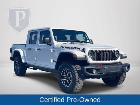 Certified 2025 Jeep Gladiator Rubicon image 2