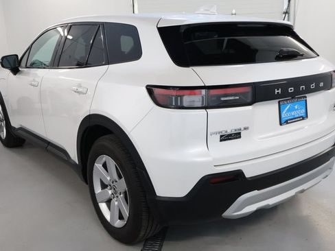 Used 2025 Honda Prologue EX image 5