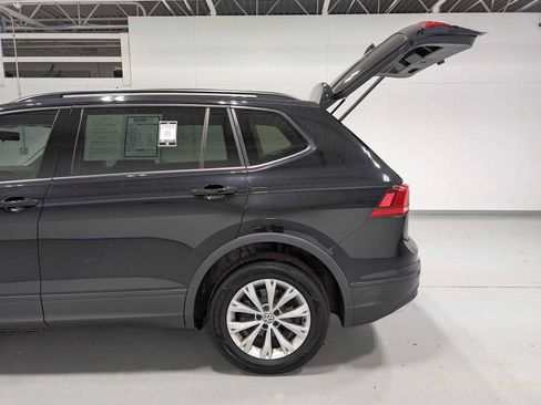 Used 2018 Volkswagen Tiguan S w/ 3rd Row Seat Package image 11