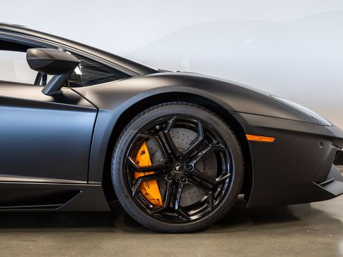 Used 2012 Lamborghini Aventador LP 700-4 AWD/4WD image 14