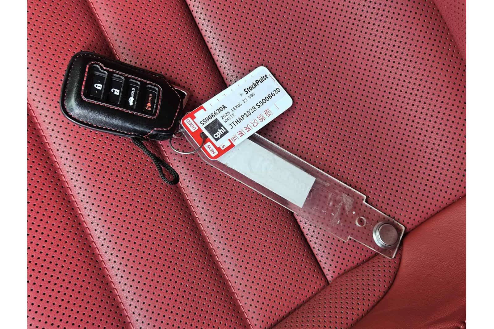 Used 2025 Lexus IS 500 w/ Accessory Package 2 RWD image 33