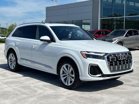 New 2026 Audi Q7 2.0T Premium Plus AWD/4WD image 3