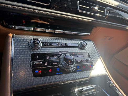 Used 2020 Lincoln Aviator Black Label w/ Dynamic Handling Package image 18