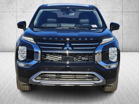 New 2026 Mitsubishi Outlander image 2