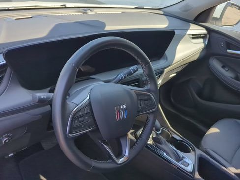 Used 2025 Buick Encore GX Preferred AWD/4WD image 6