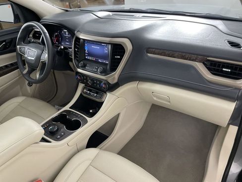 Used 2023 GMC Acadia Denali w/ Denali Ultimate Package image 29