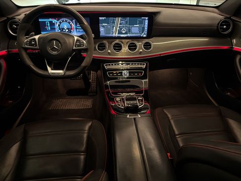 Certified 2018 Mercedes-Benz E 43 AMG 4MATIC Sedan image 15