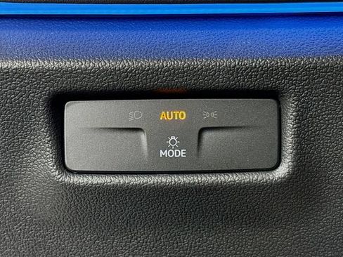 New 2026 Volkswagen Tiguan SE R-Line AWD/4WD image 10