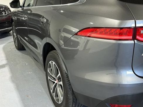 Used 2019 Jaguar F-PACE Premium AWD/4WD image 6