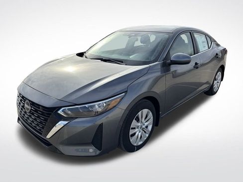 Used 2025 Nissan Sentra S image 2