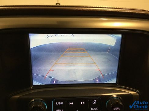 Used 2017 Chevrolet Silverado 1500 High Country image 57