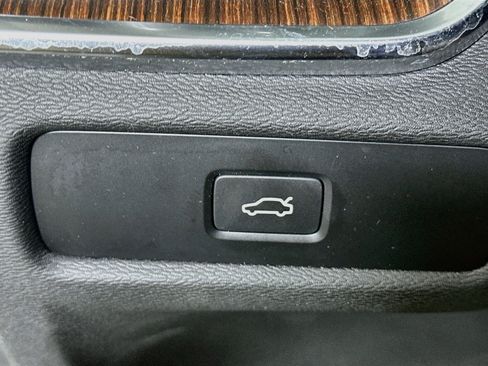 Used 2024 Volvo S60 B5 Plus FWD image 17