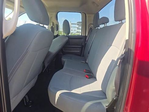 Used 2019 RAM 1500 Express RWD image 15
