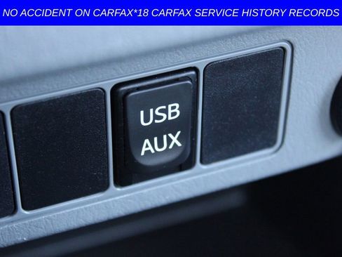 Used 2014 Toyota Tacoma 2WD Regular Cab image 23