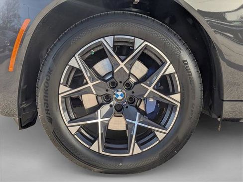 Used 2025 BMW X3 xDrive30i w/ Premium Package image 23