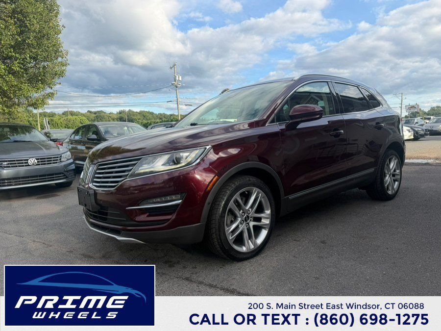 Used 2016 Lincoln MKC Reserve w/ Technology Package AWD/4WD image 3