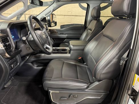 Used 2024 Ford F350 Lariat w/ Lariat Ultimate Package image 17