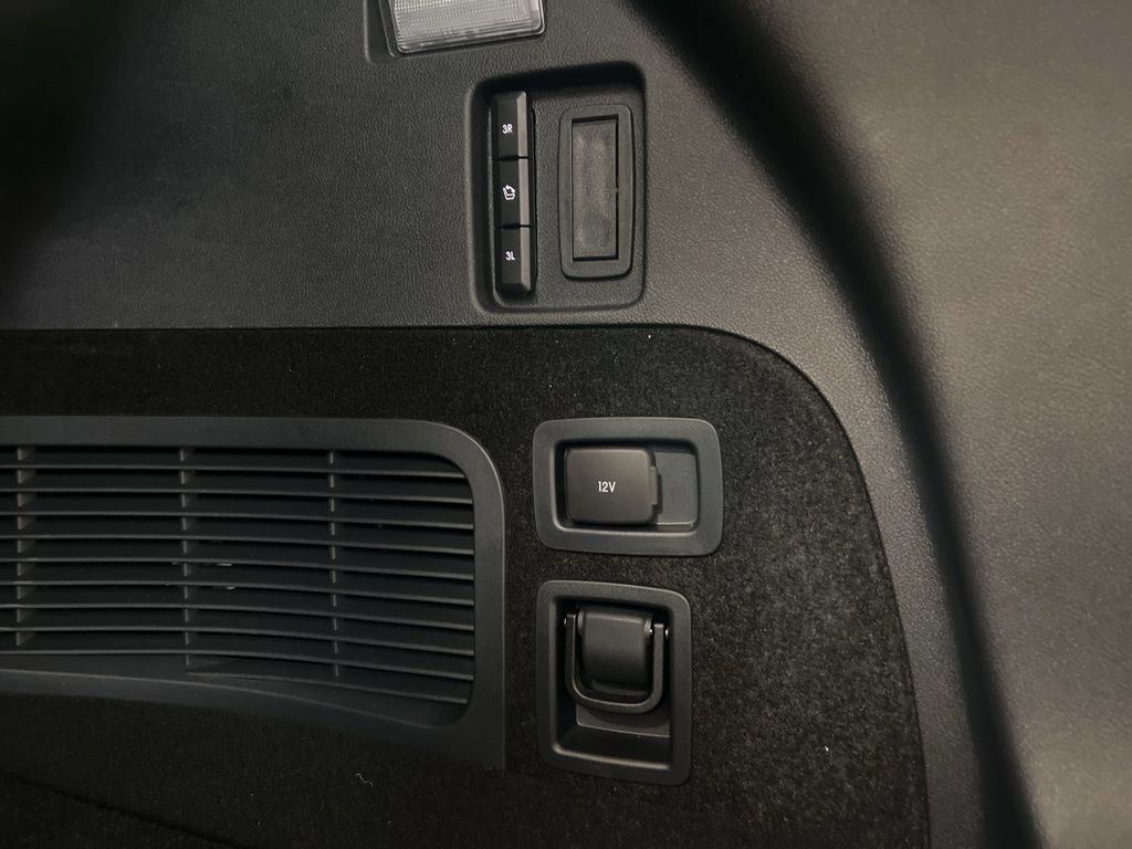 Used 2026 Lincoln Aviator AWD image 39