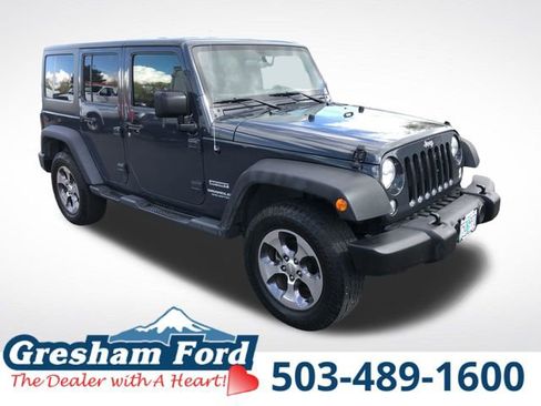 Used 2017 Jeep Wrangler Unlimited Sport w/ Max Tow Package AWD/4WD image 16