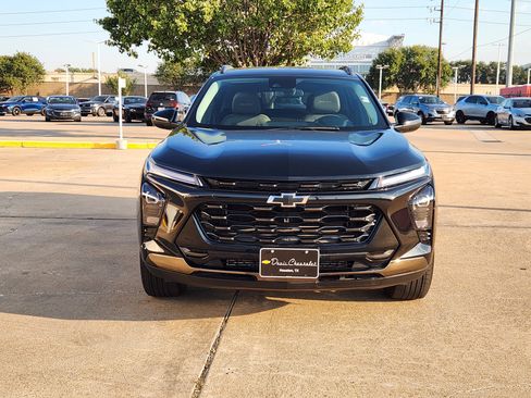 Certified 2024 Chevrolet Trax ACTIV w/ Driver Confidence Package image 3