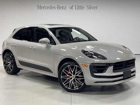 Used 2024 Porsche Macan S AWD/4WD image 8