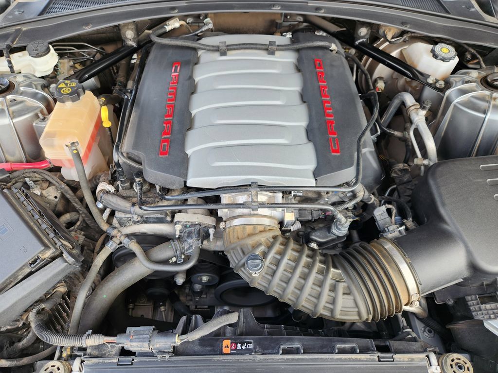 Used 2023 Chevrolet Camaro LT w/ Technology Package RWD image 33