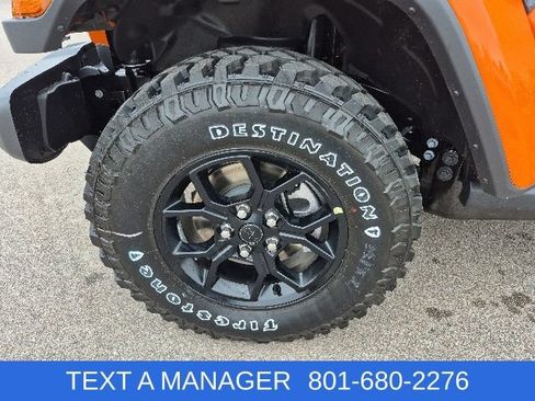 New 2026 Jeep Gladiator Sport AWD/4WD image 11