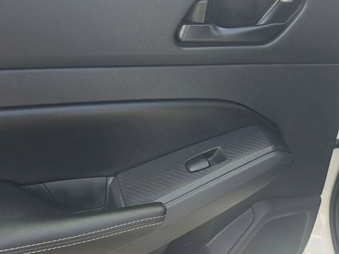 Used 2026 Nissan Altima 2.5 SV FWD image 19