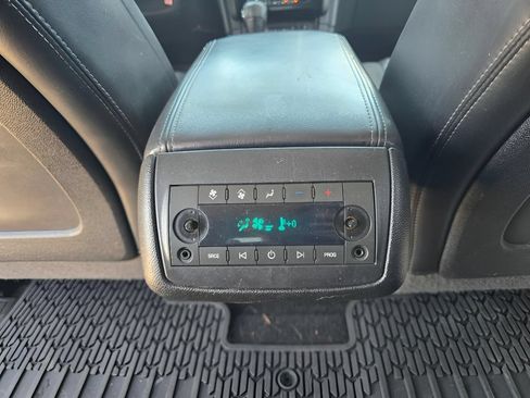 Used 2014 Chevrolet Traverse LT AWD/4WD image 28