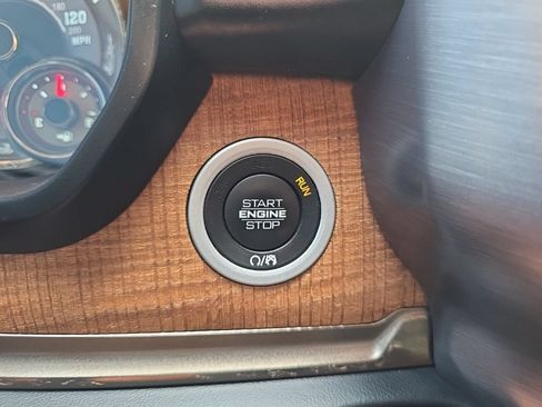 Used 2021 RAM 1500 Limited AWD/4WD image 34