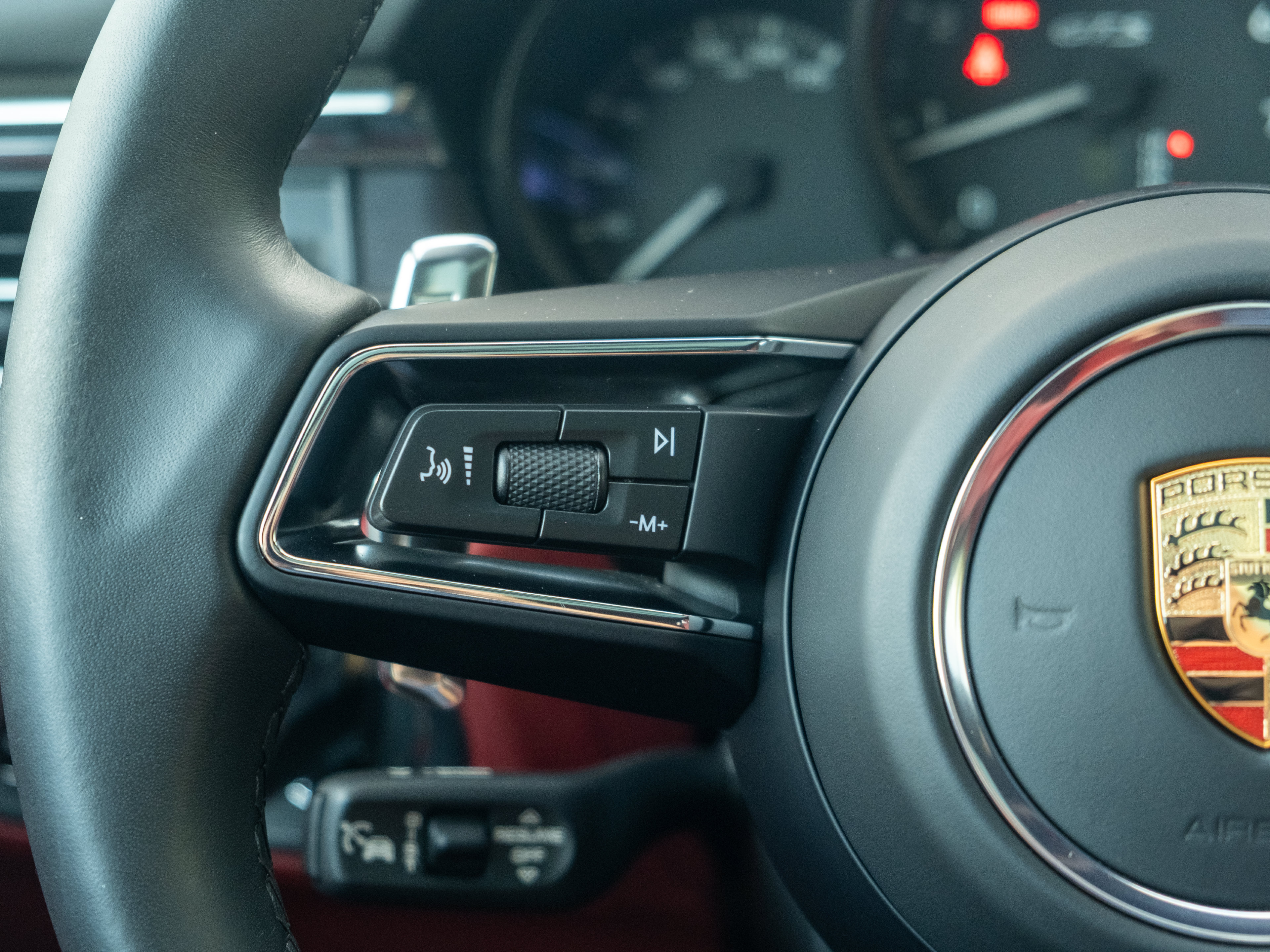 Certified 2026 Porsche Macan GTS AWD/4WD image 27