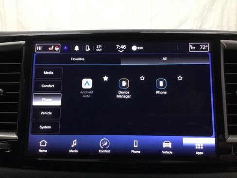 Used 2023 Chrysler Pacifica Touring-L image 29