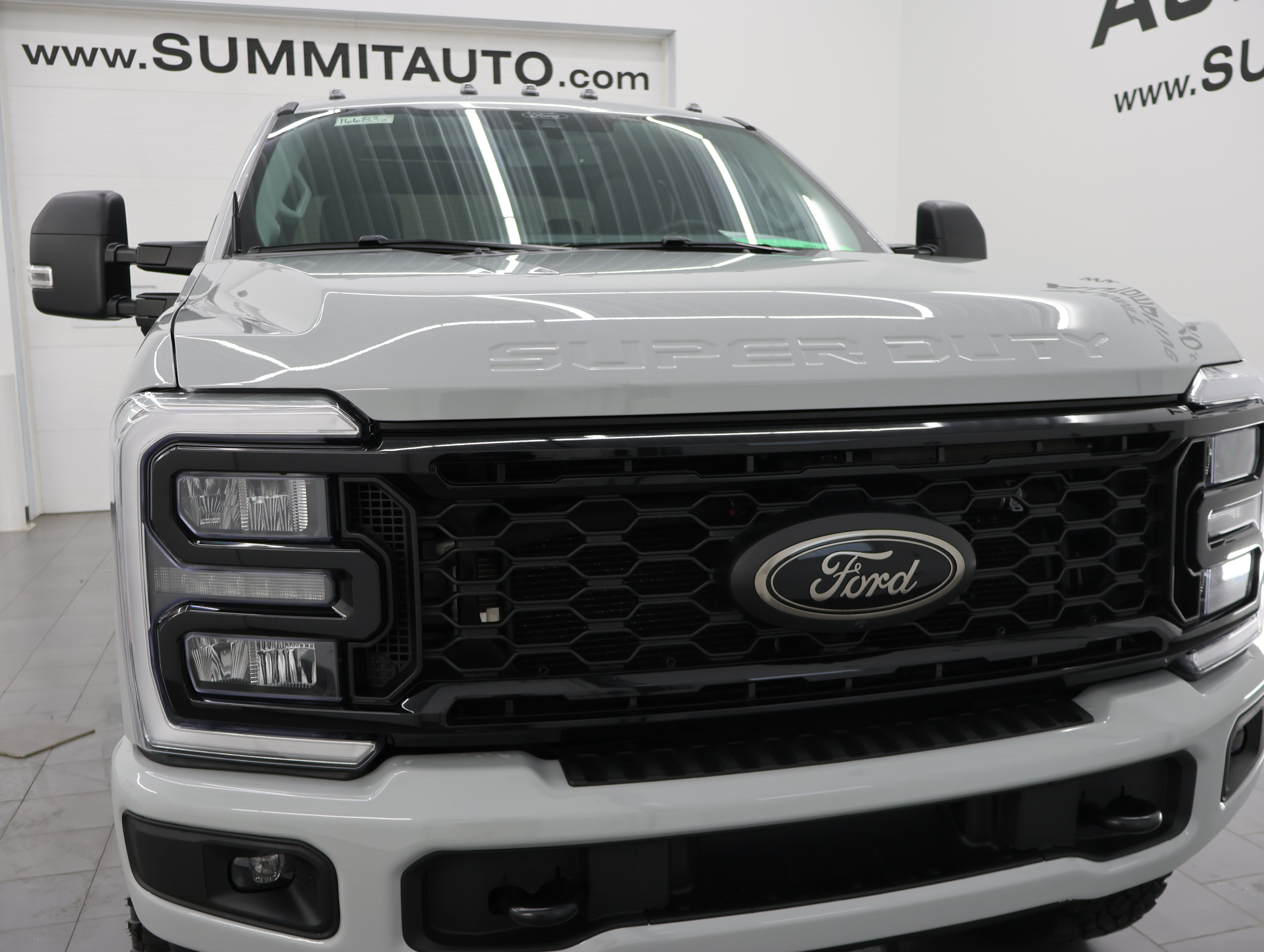Used 2025 Ford F250 XLT w/ Black Appearance Package AWD/4WD image 25