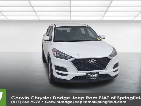 Used 2019 Hyundai Tucson SE image 4