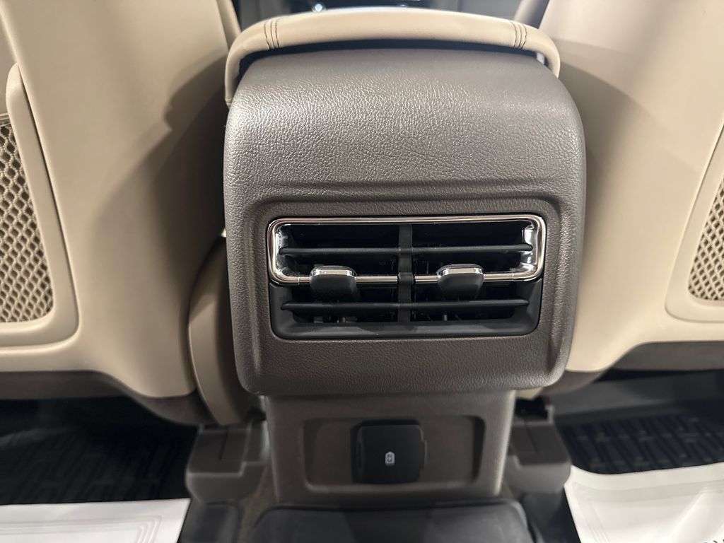 Used 2022 Lincoln Corsair FWD image 41