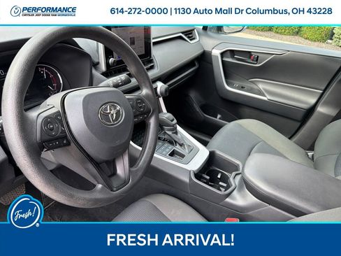 Used 2025 Toyota RAV4 LE AWD/4WD image 12