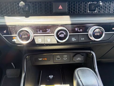 Used 2025 Honda CR-V Sport-L image 17