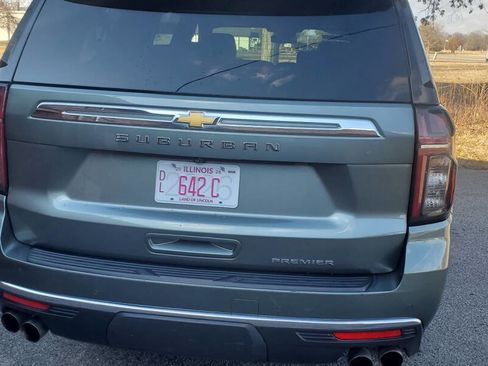 Used 2023 Chevrolet Suburban Premier image 17