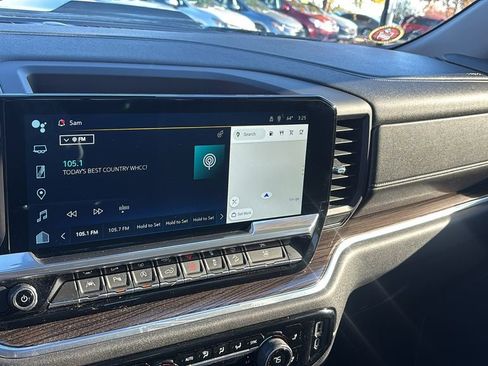 Used 2022 Chevrolet Silverado 1500 LT Trail Boss w/ LT Trail Boss Premium Package image 19