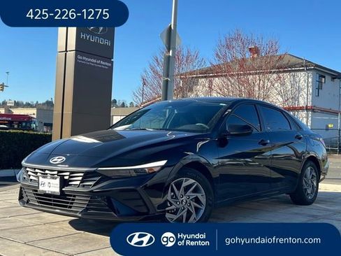 Certified 2025 Hyundai Elantra Blue w/ Cargo Package image 1