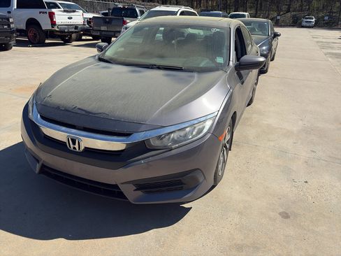 Used 2017 Honda Civic EX image 1