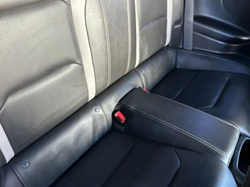 Used 2018 Chevrolet Camaro SS image 17